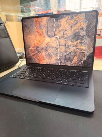 Macbook Air M5 APSIL+ care