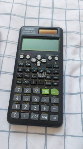 מחשבון Casio fx-991ES Plus