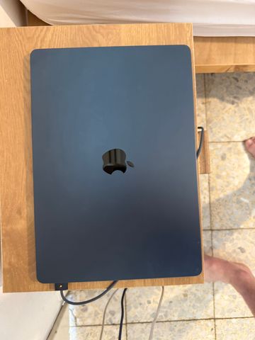 15.6 -MacBook Air M4 256G