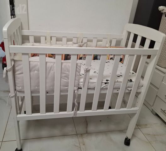 עריסה מתחברת
