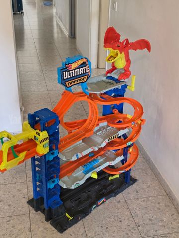 Hot Wheels Ultimate Garage
