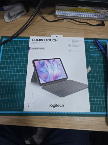 Logitech combo touch ipad pro