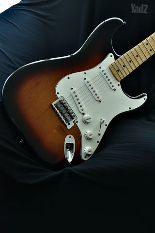 Fender Stratocaster  מצב חדש