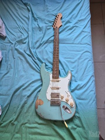 guitar vintage icon series v6