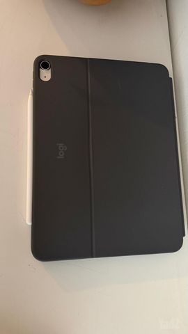 iPad Air M2 256GB + עט ומקלדת