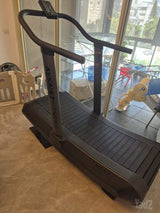 Assault AirRunner ומד כח