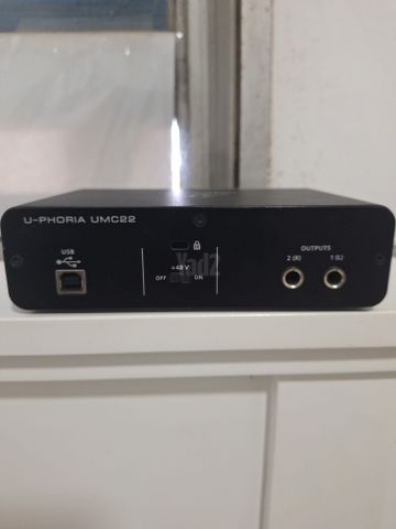 כרטיס קול behringer