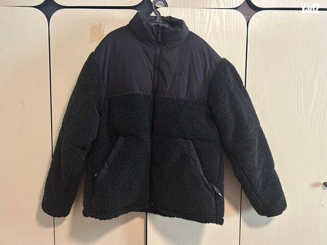 מעיל של Pull&Bear