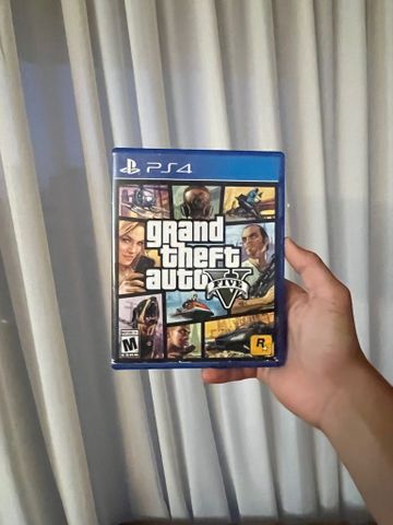 משחק Gta v לסוני 4