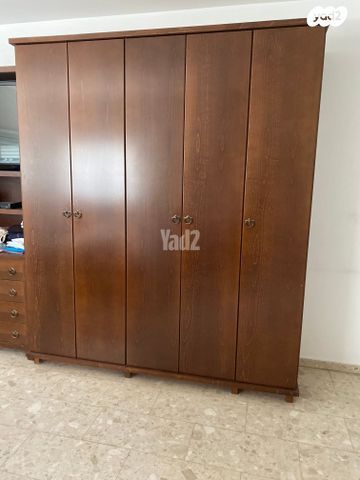 ארון בגדים
