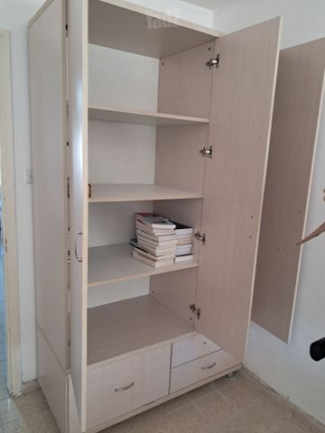 2 ארונות
