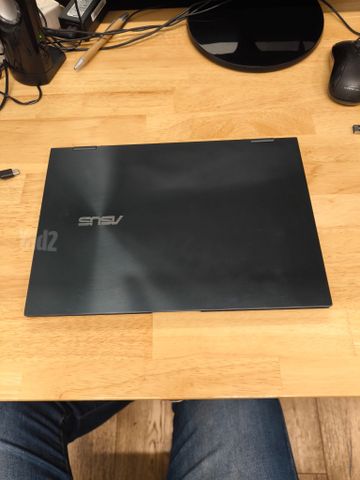 Asus Zenbook flip 13 oled i7