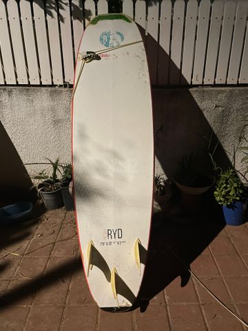 גלשן RYD 7’0’’x22
