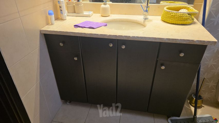 ארונות מקלחת