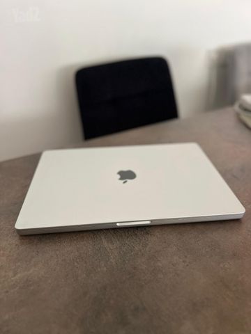 MacBook Pro M2Max 64/1TB