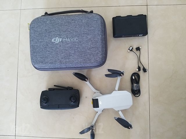 רחפן DJI mavic mini