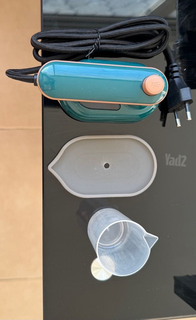 מיני מגהץ