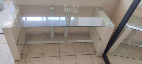 2 שולחנות למסירה