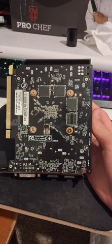 Rtx 3050 6gb pulit Nvidia