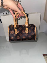 תיק קטן דמוי Louis Vuitton