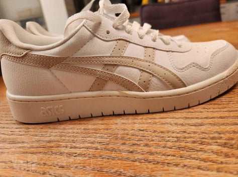נעלי ספורט Asics