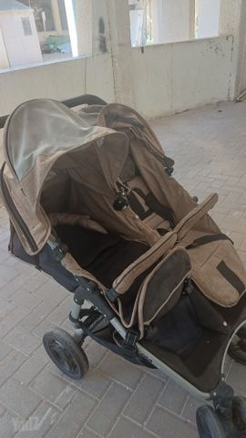 עגלת תאומים