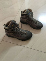 נעל ASOLO