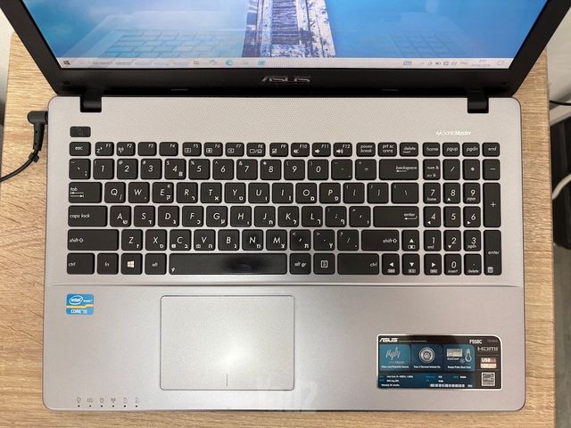 מחשב נייד Asus