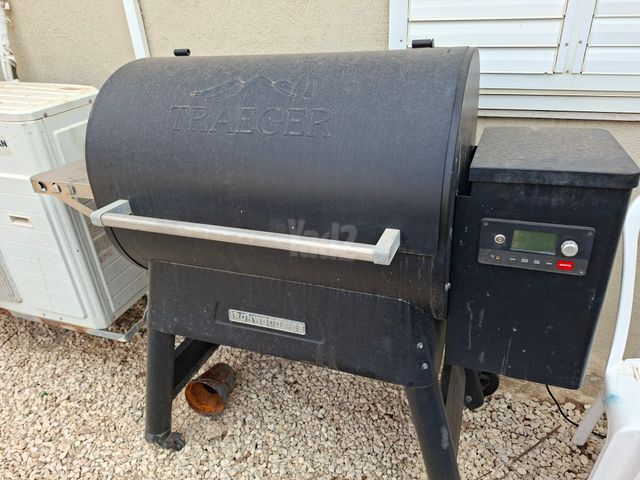 מעשנה Traeger Ironwood 885