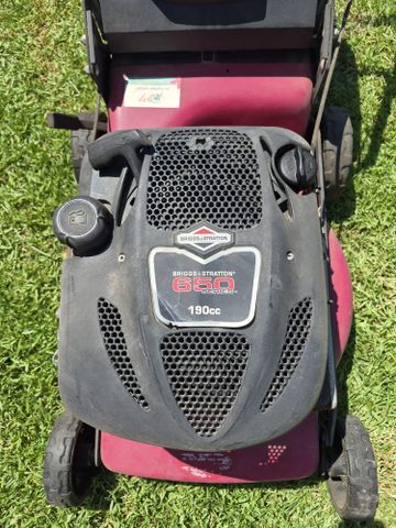 מכסחת דשא Briggs & Straton 650