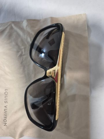 משקף שמש של Louis Vuitton