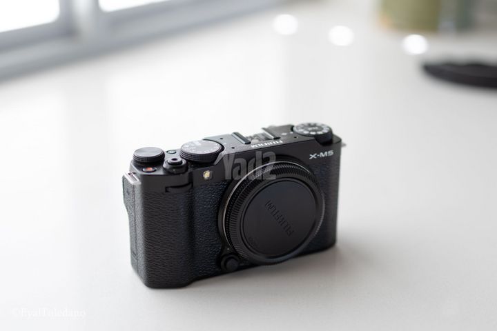 Fujifilm X-M5 מצלמת