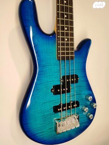 גיטרת בס Spector legend4