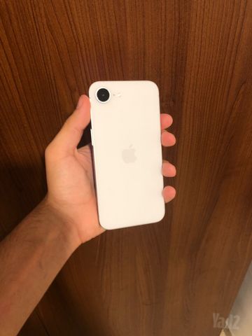 iPhone 16 e 256g