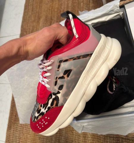 versace chain reaction