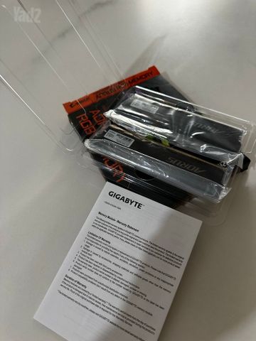 AORUS RGB DDR4 16GB 4400MHz