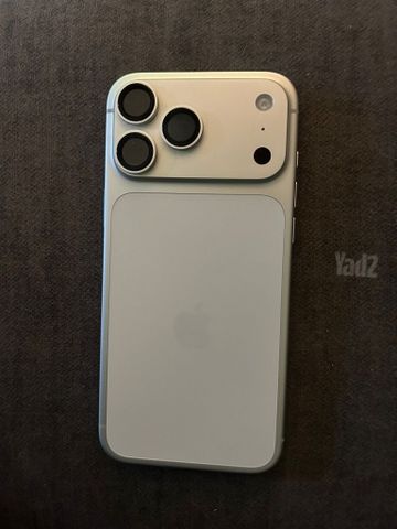 Iphone 17 pro max 512gb silver
