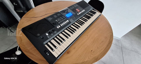 אורגן מקצועי Yamaha psr e423