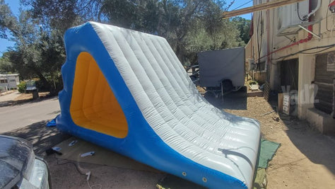 מגלשה מתנפחת