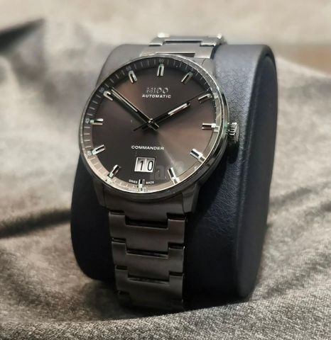 Mido commander II BIG DATE