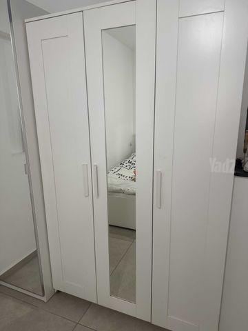 ארון בגדים