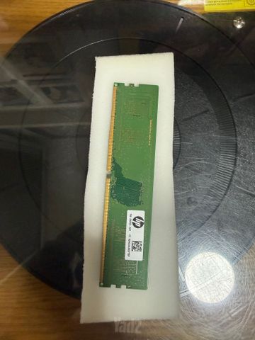 זיכרון RAM Samsung 8GB DDR4