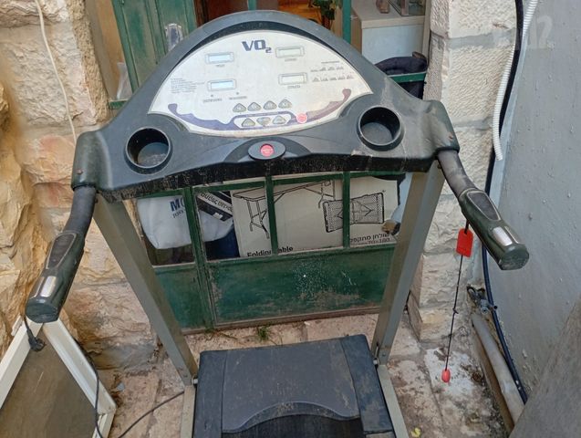הליכון דגם VO2