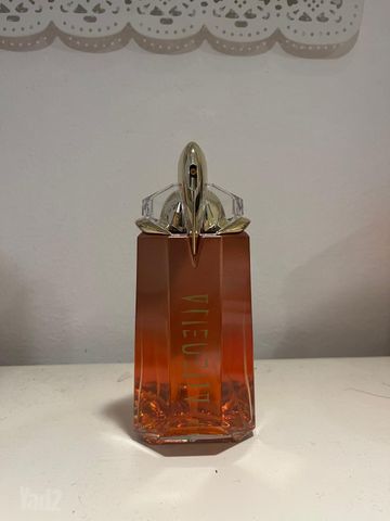בושם ALIEN