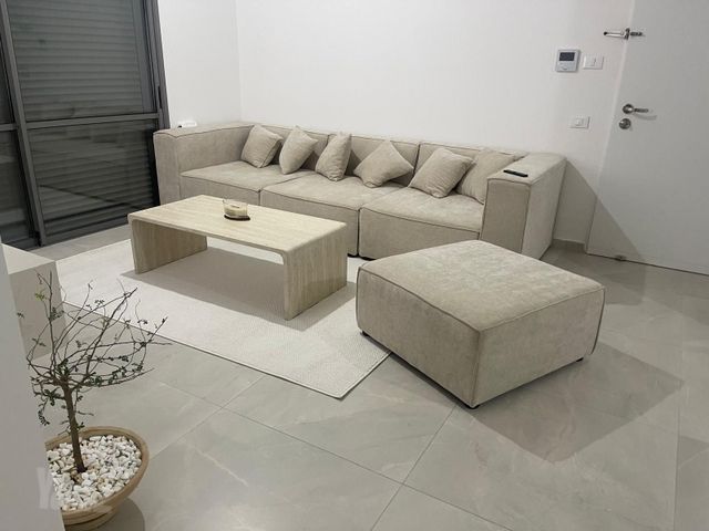 ספה + אדום