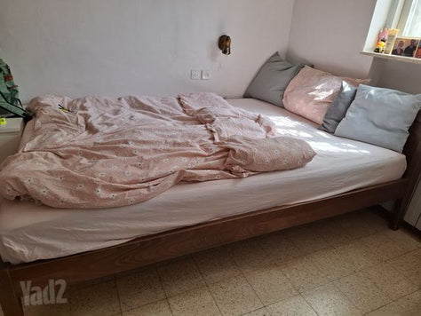 מיטה זוגית