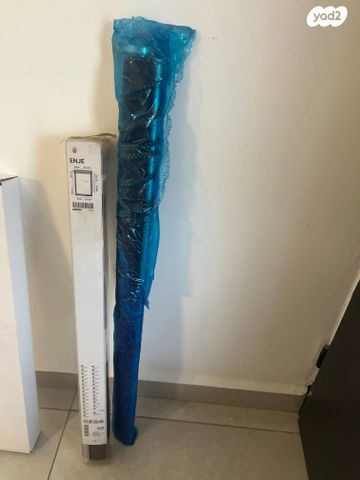 תריסים נגללים.