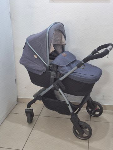 עגלת תינוק