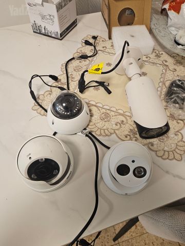מצלמות אבטחה
