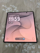 Sumsung Galaxy z fold 8 ultra